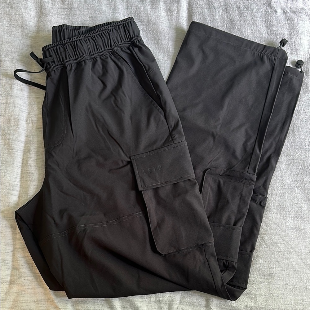Men's Black Cargo Pants - Drawstring Waist